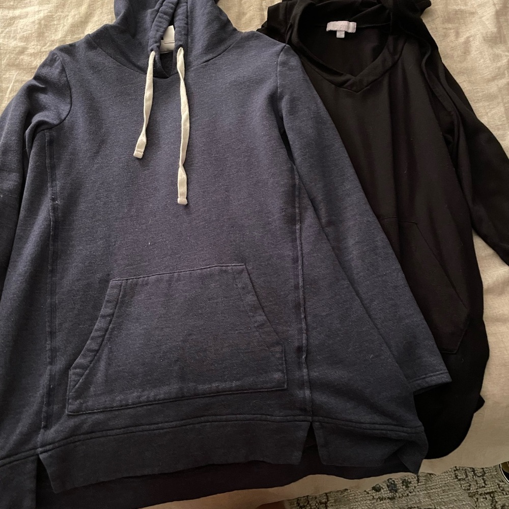 Maternity hoodie